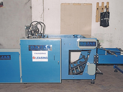 Bag making machine extruder